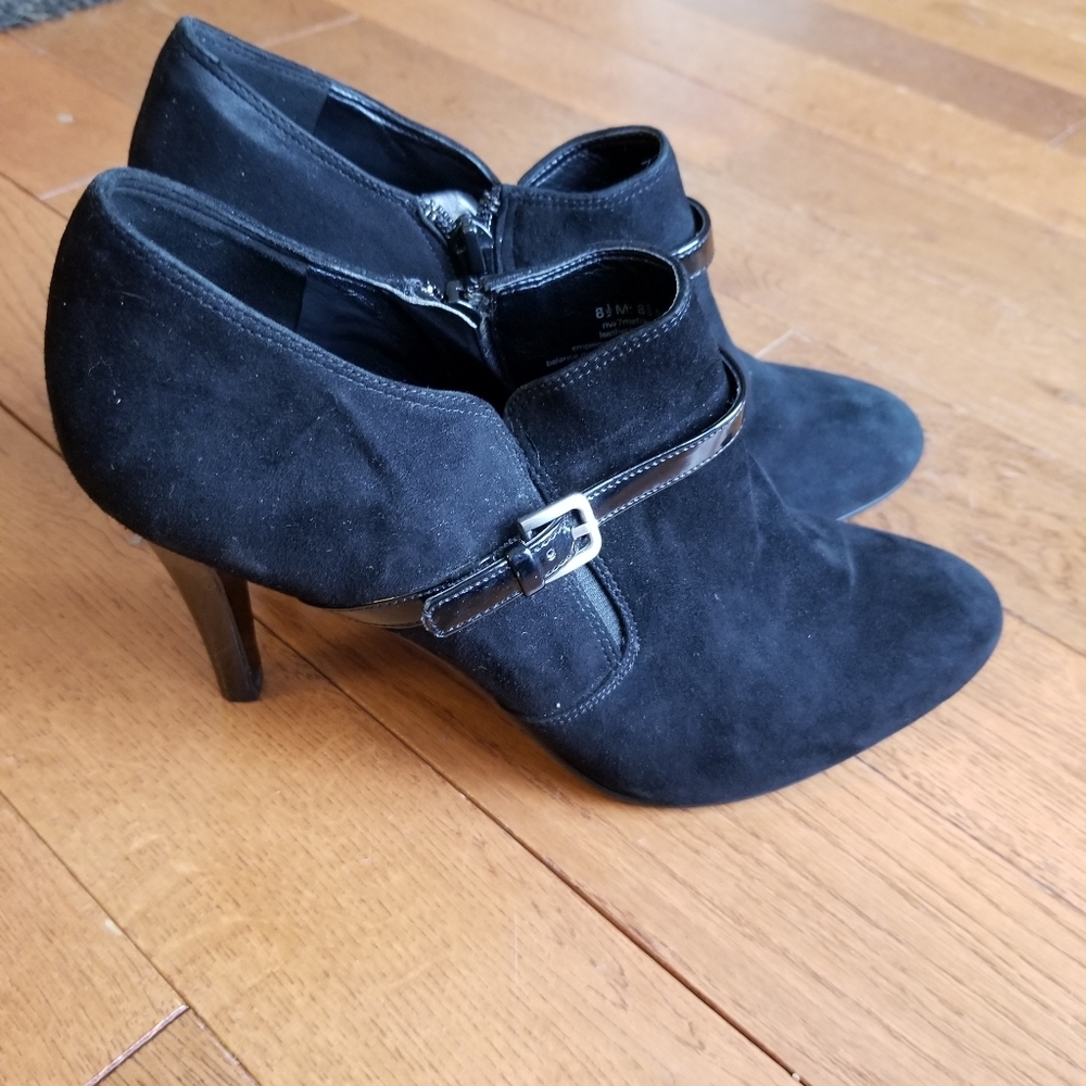 Nine west ankle booties